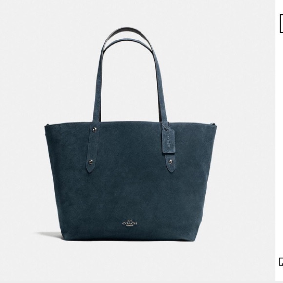 Coach Handbags - Coach Large Reversible Market Tote